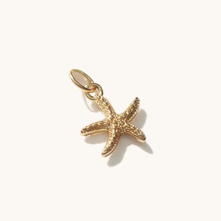 Mini Starfish Pendant Gold